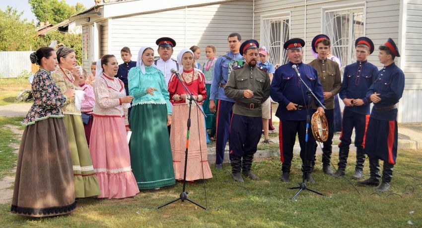 Предпраздничная концертная программа