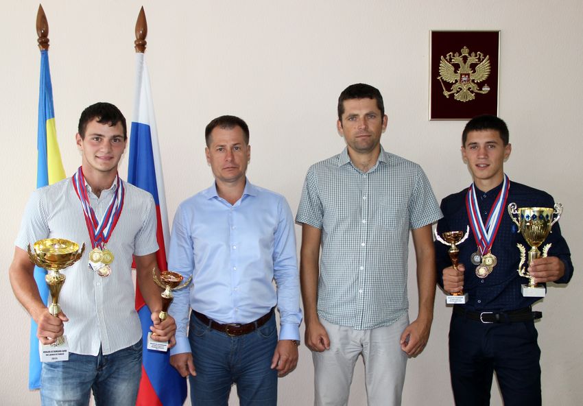 Славен Дон казаками